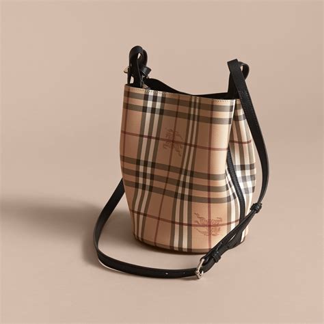 crossbody tasche burberry bucket|burberry haymarket crossbody bag.